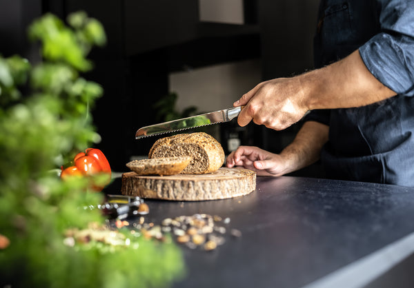 Laguiole du monde exclusive breadknife