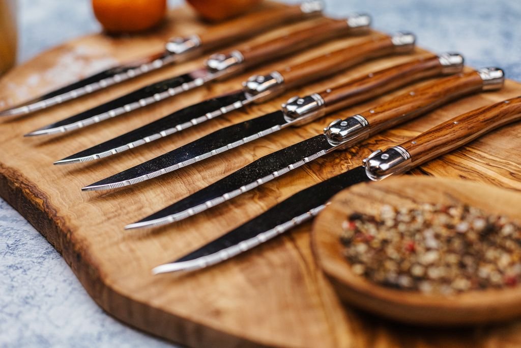 Laguiole Affordable Steakknives set of 6 wood look